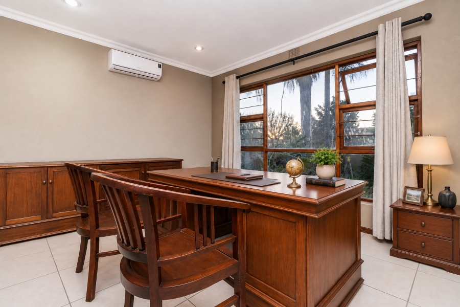 6 Bedroom Property for Sale in Robin Hills Gauteng