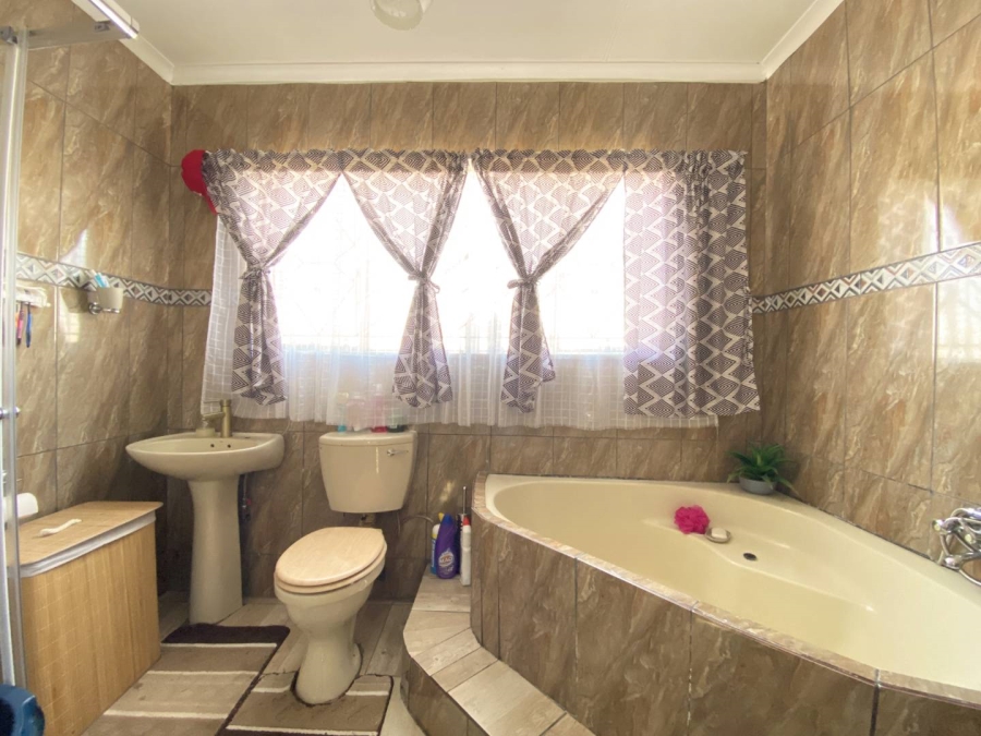 3 Bedroom Property for Sale in Riverlea Gauteng