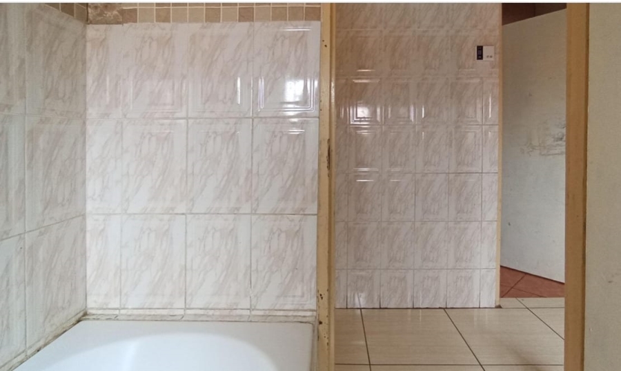 2 Bedroom Property for Sale in Soshanguve East Gauteng
