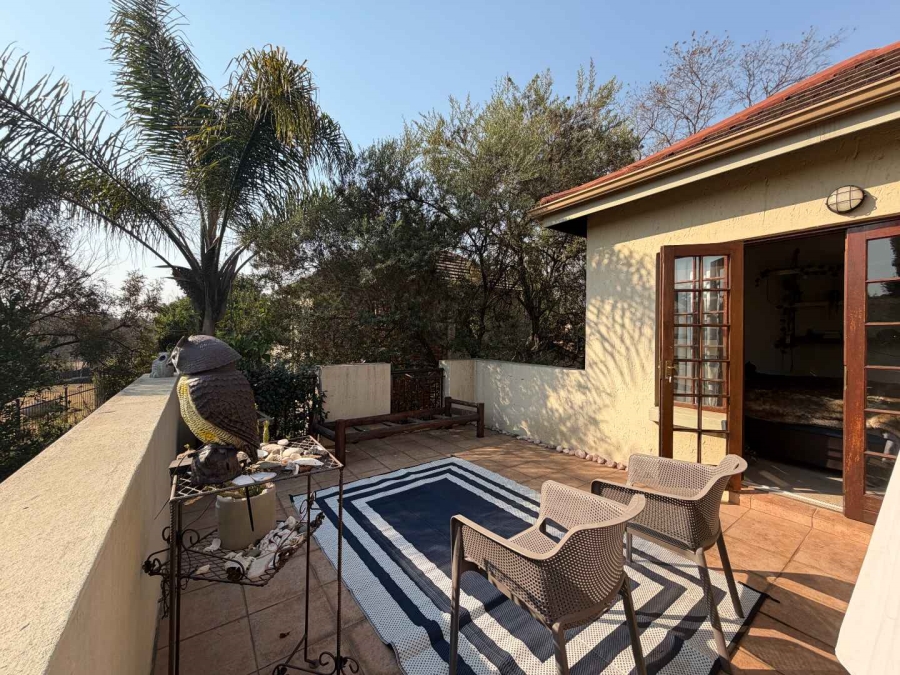 To Let 2 Bedroom Property for Rent in Paulshof Gauteng