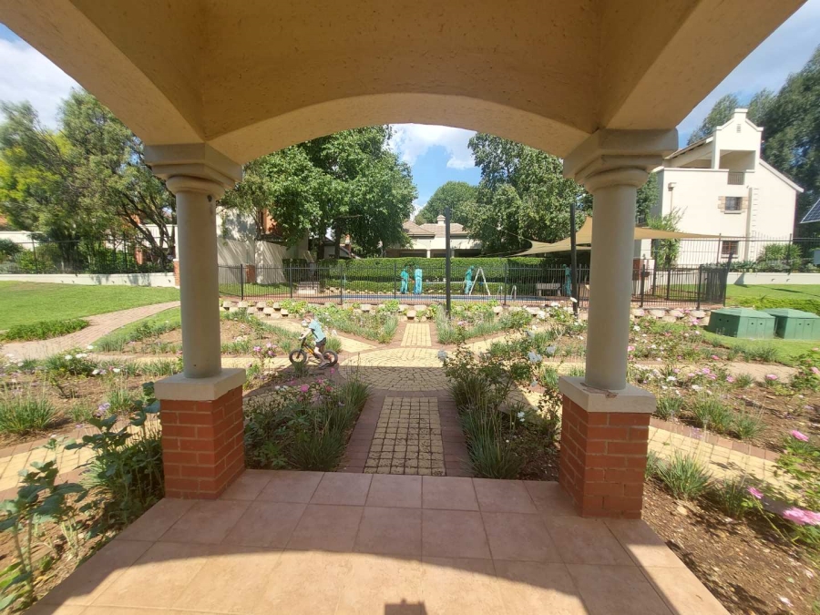 To Let 2 Bedroom Property for Rent in Paulshof Gauteng