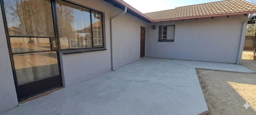 3 Bedroom Property for Sale in Elandspark Gauteng