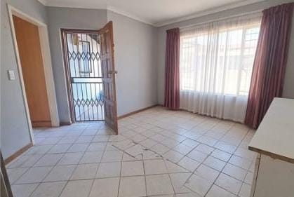 3 Bedroom Property for Sale in Elandspark Gauteng