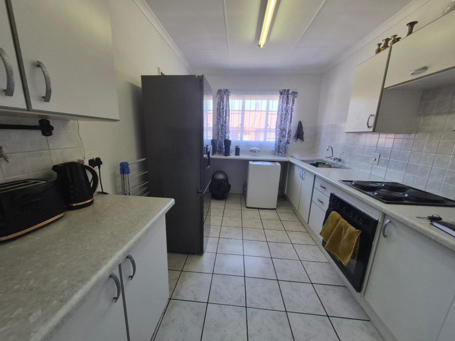 2 Bedroom Property for Sale in Elardus Park Gauteng