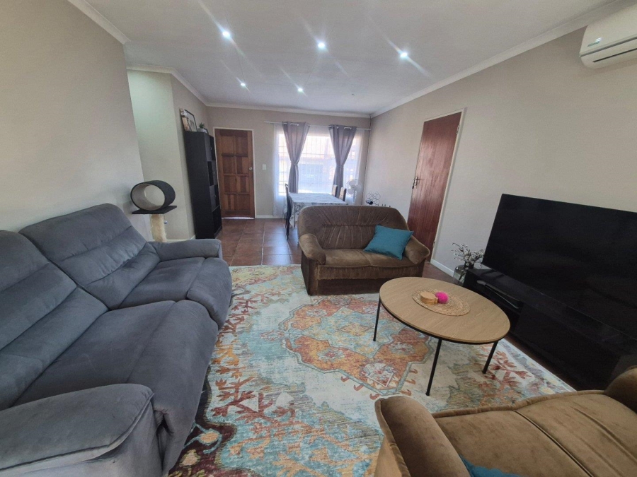 2 Bedroom Property for Sale in Elardus Park Gauteng