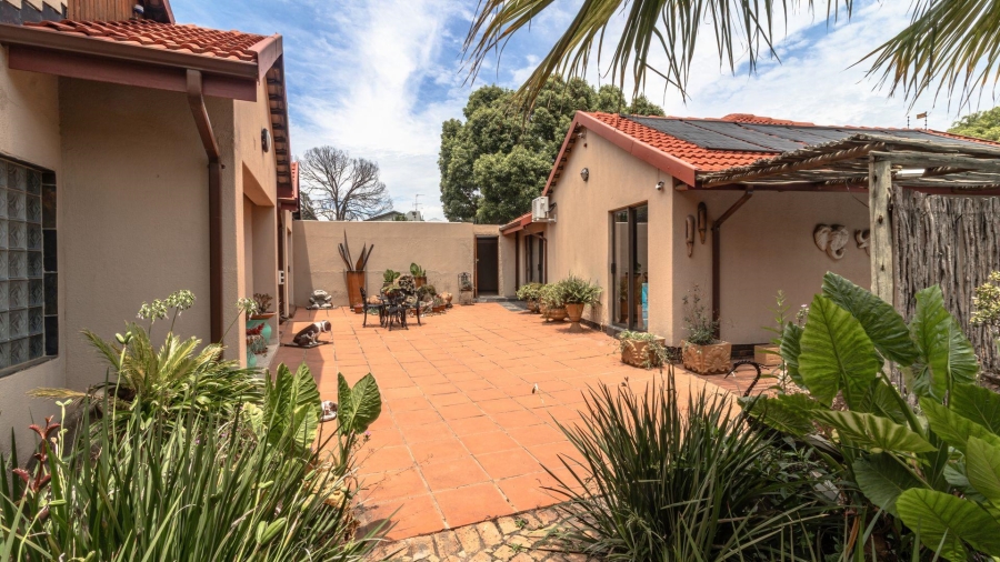 4 Bedroom Property for Sale in Randhart Gauteng