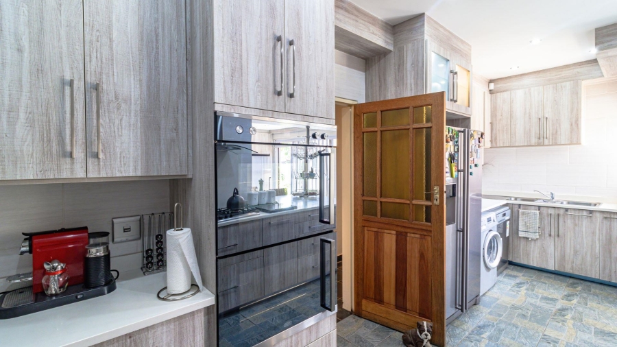4 Bedroom Property for Sale in Randhart Gauteng