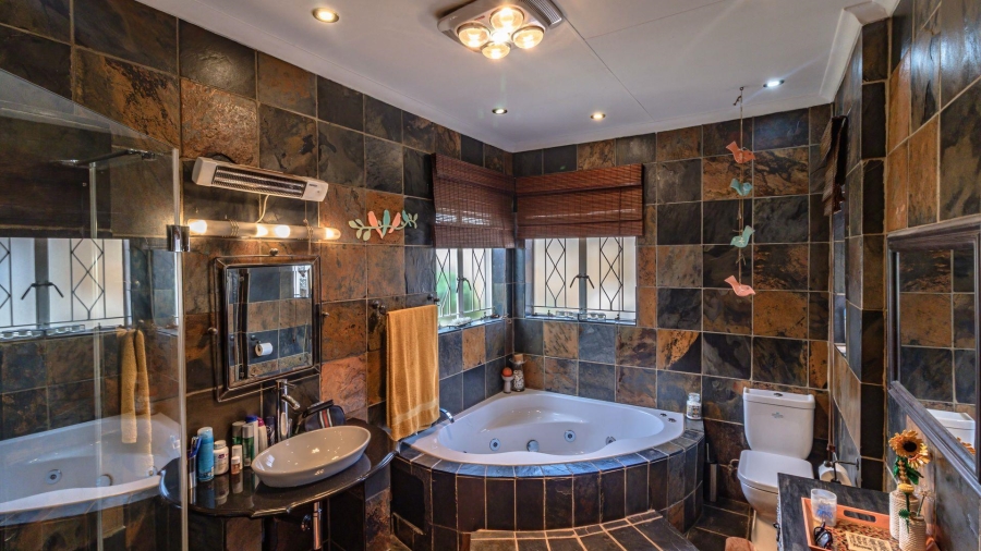 4 Bedroom Property for Sale in Randhart Gauteng