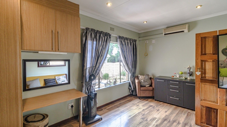 4 Bedroom Property for Sale in Randhart Gauteng