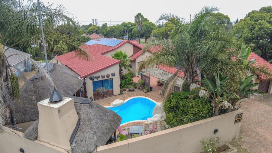 4 Bedroom Property for Sale in Randhart Gauteng