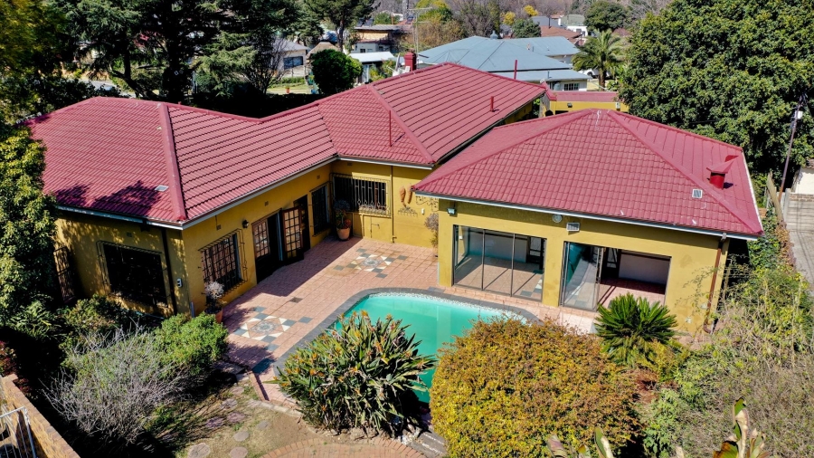 6 Bedroom Property for Sale in Northmead Gauteng