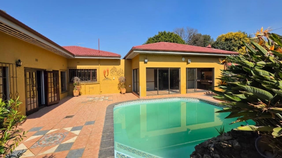 6 Bedroom Property for Sale in Northmead Gauteng