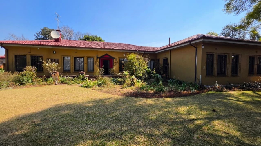 6 Bedroom Property for Sale in Northmead Gauteng