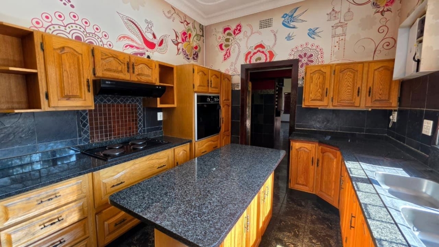6 Bedroom Property for Sale in Northmead Gauteng