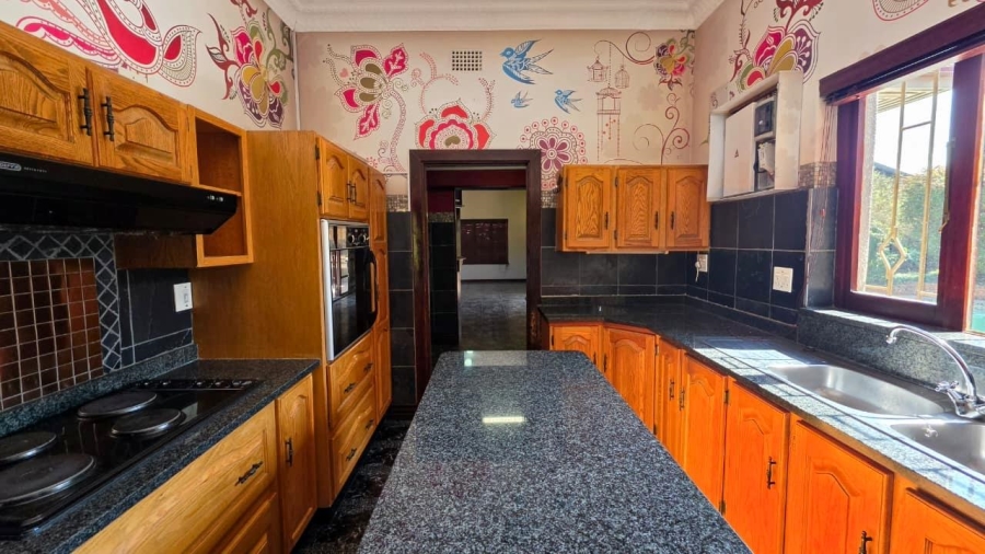 6 Bedroom Property for Sale in Northmead Gauteng