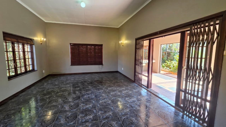 6 Bedroom Property for Sale in Northmead Gauteng