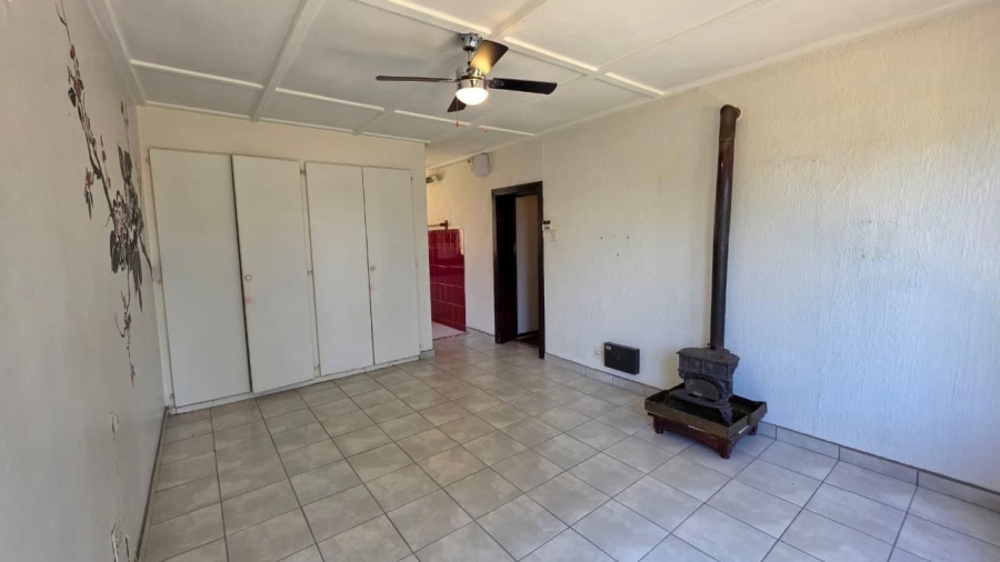 6 Bedroom Property for Sale in Northmead Gauteng