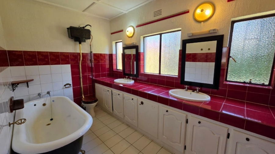 6 Bedroom Property for Sale in Northmead Gauteng