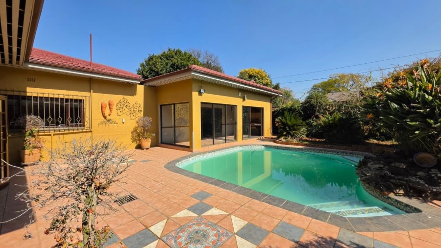 6 Bedroom Property for Sale in Northmead Gauteng