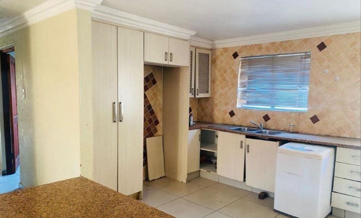 4 Bedroom Property for Sale in Mamelodi Gauteng