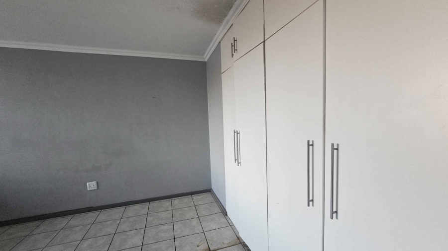 2 Bedroom Property for Sale in Mindalore Gauteng