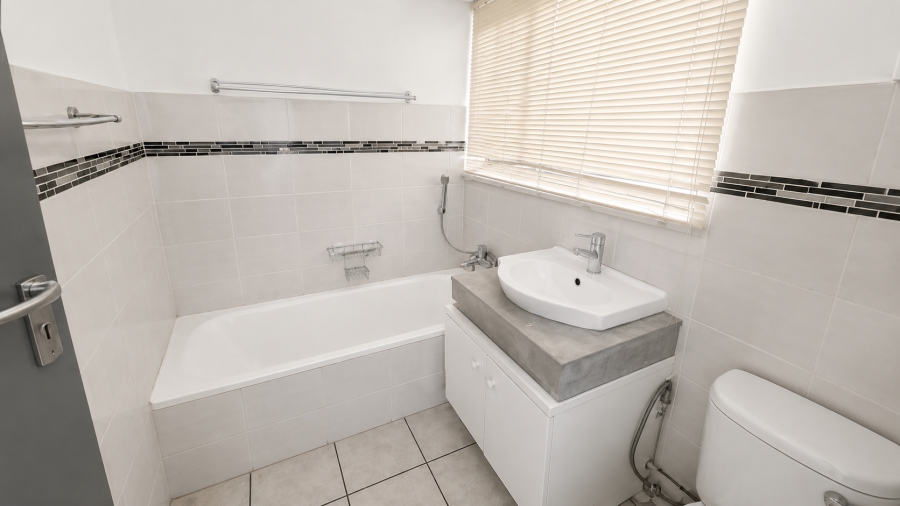 2 Bedroom Property for Sale in Mindalore Gauteng