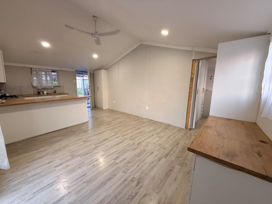 To Let 1 Bedroom Property for Rent in Radiokop Gauteng