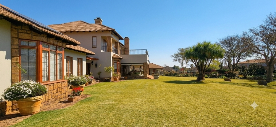 5 Bedroom Property for Sale in Mooikloof Equestrian Estate Gauteng