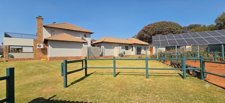 5 Bedroom Property for Sale in Mooikloof Equestrian Estate Gauteng