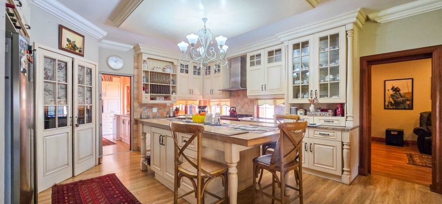 5 Bedroom Property for Sale in Mooikloof Equestrian Estate Gauteng