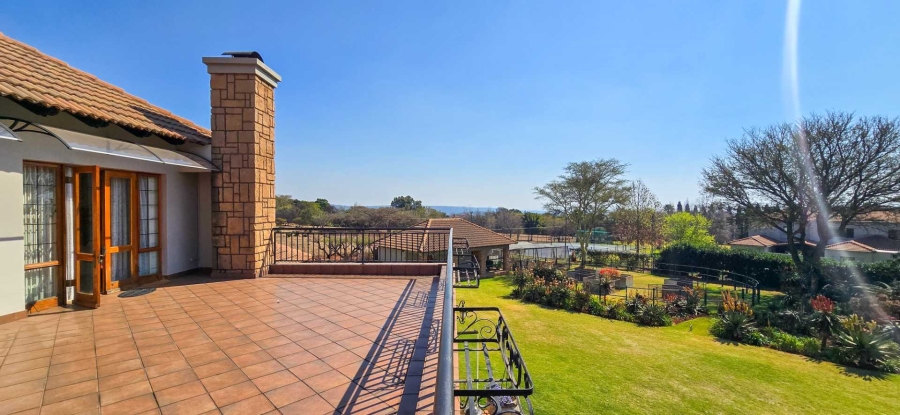 5 Bedroom Property for Sale in Mooikloof Equestrian Estate Gauteng
