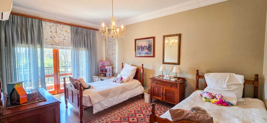 5 Bedroom Property for Sale in Mooikloof Equestrian Estate Gauteng