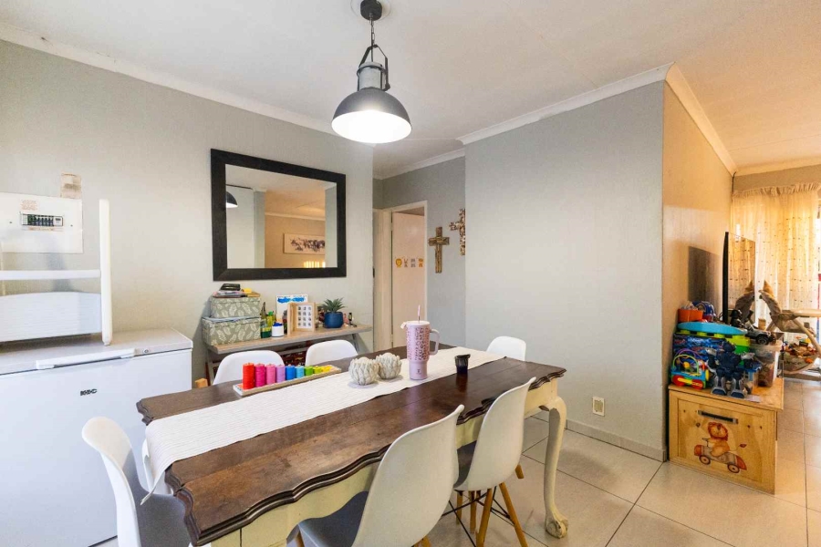 2 Bedroom Property for Sale in Equestria Gauteng