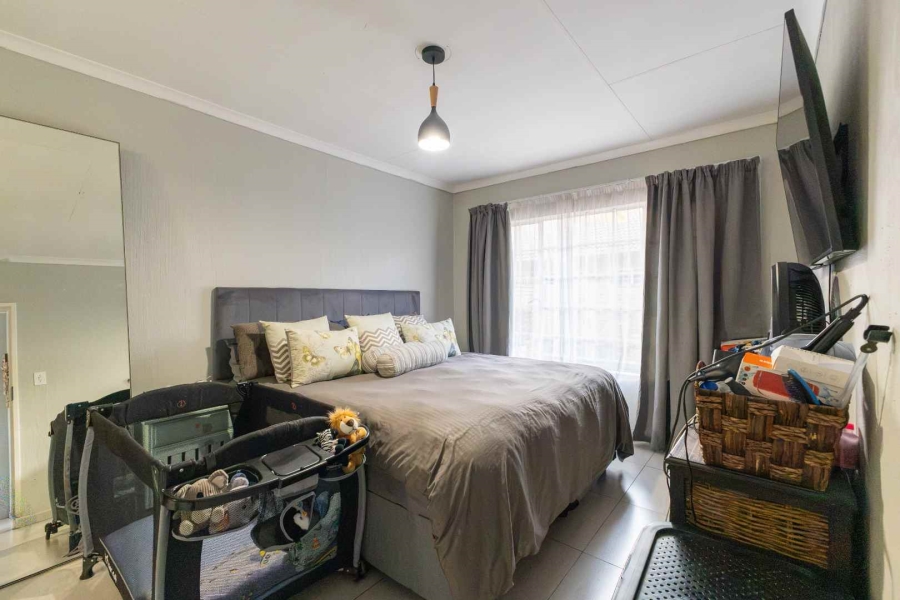 2 Bedroom Property for Sale in Equestria Gauteng
