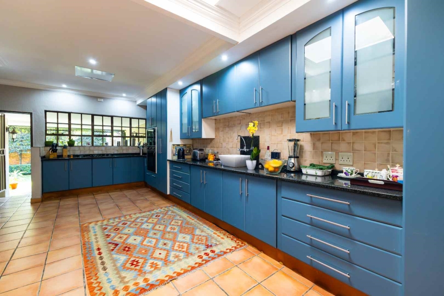 4 Bedroom Property for Sale in Nieuw Muckleneuk Gauteng