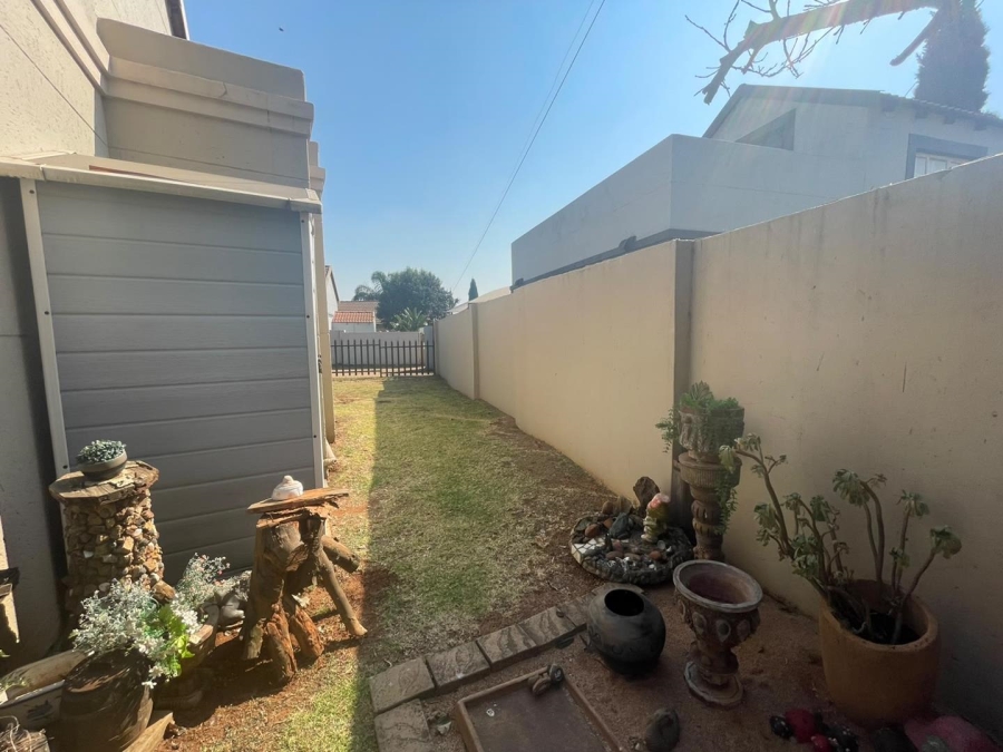 3 Bedroom Property for Sale in Terenure Gauteng