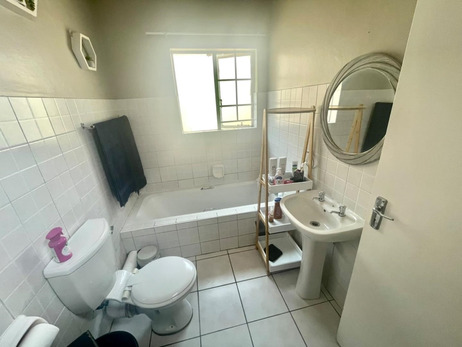 3 Bedroom Property for Sale in Terenure Gauteng