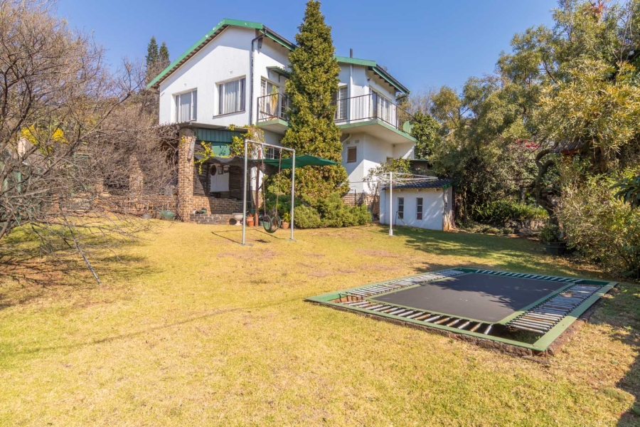 4 Bedroom Property for Sale in Helderkruin Gauteng
