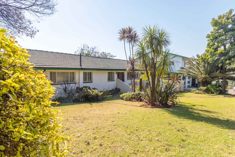 4 Bedroom Property for Sale in Helderkruin Gauteng