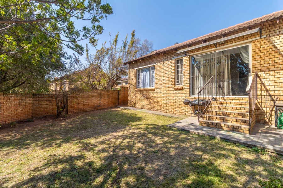 To Let 2 Bedroom Property for Rent in Wilgeheuwel Gauteng