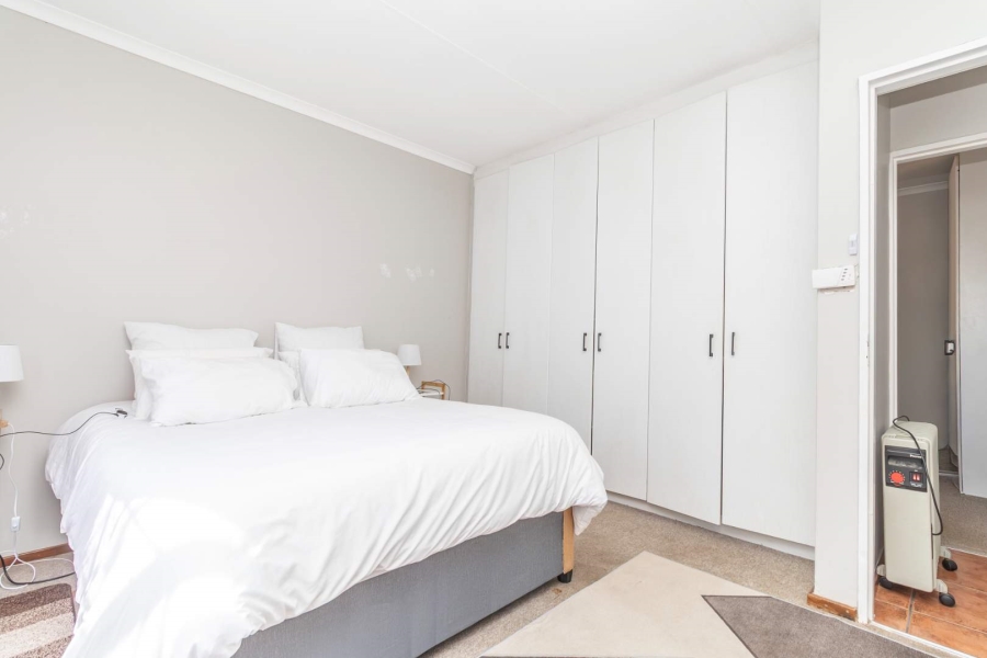 To Let 2 Bedroom Property for Rent in Wilgeheuwel Gauteng