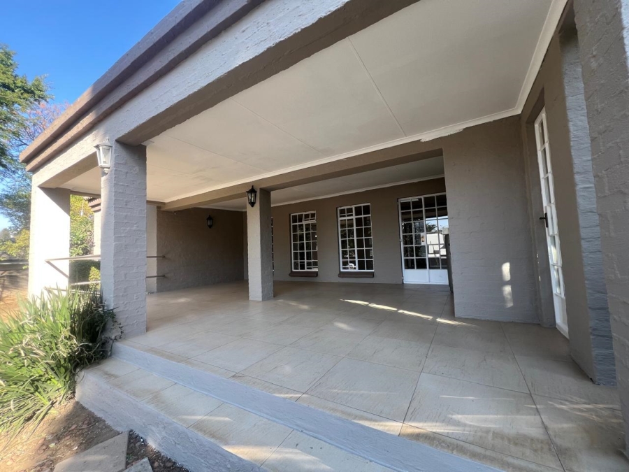 To Let 3 Bedroom Property for Rent in Morningside Gauteng