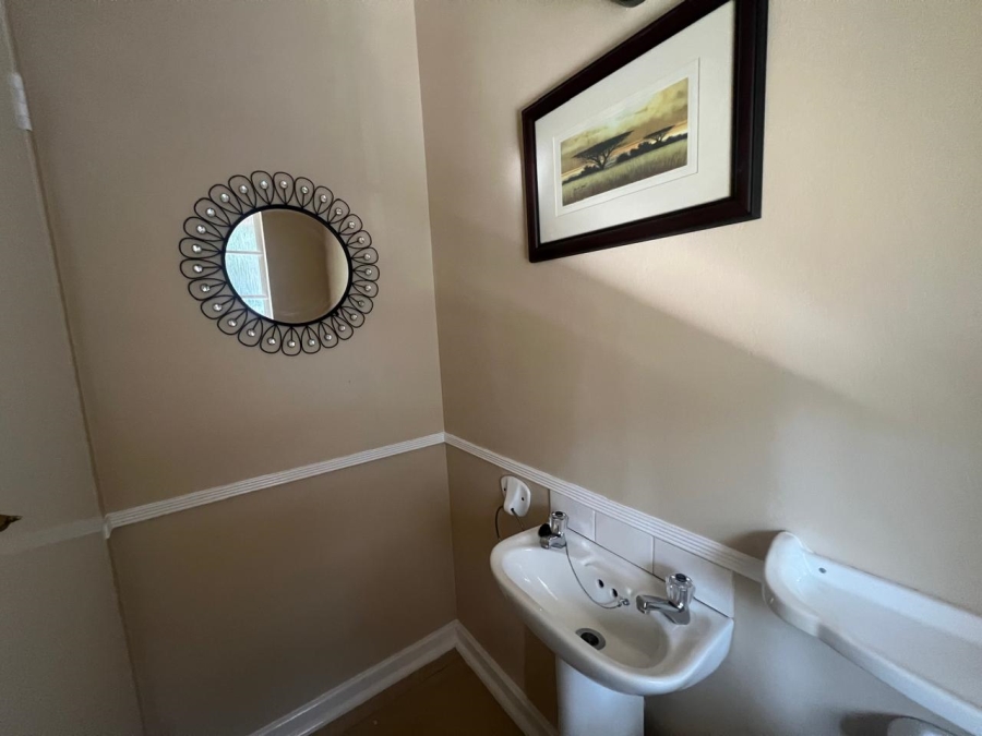 To Let 3 Bedroom Property for Rent in Morningside Gauteng