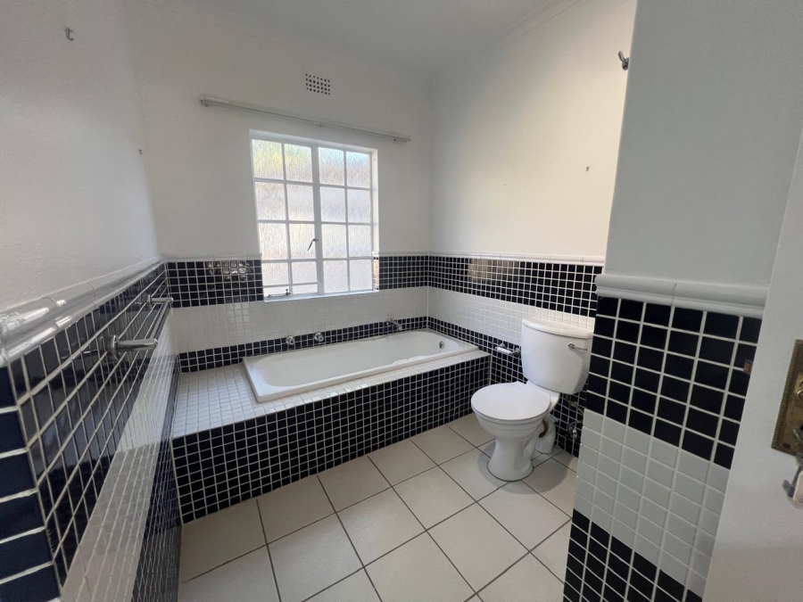 To Let 3 Bedroom Property for Rent in Morningside Gauteng