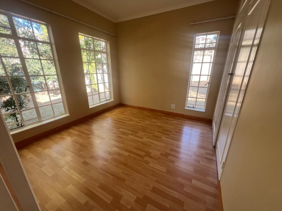 To Let 3 Bedroom Property for Rent in Morningside Gauteng