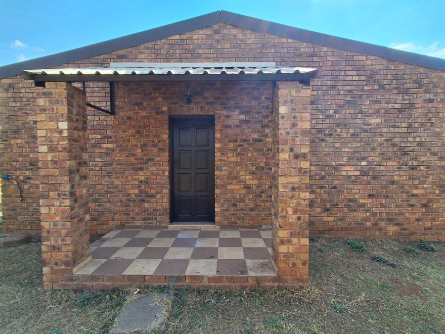 5 Bedroom Property for Sale in Three Rivers Gauteng