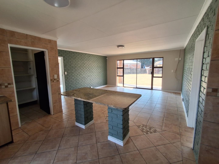 5 Bedroom Property for Sale in Three Rivers Gauteng