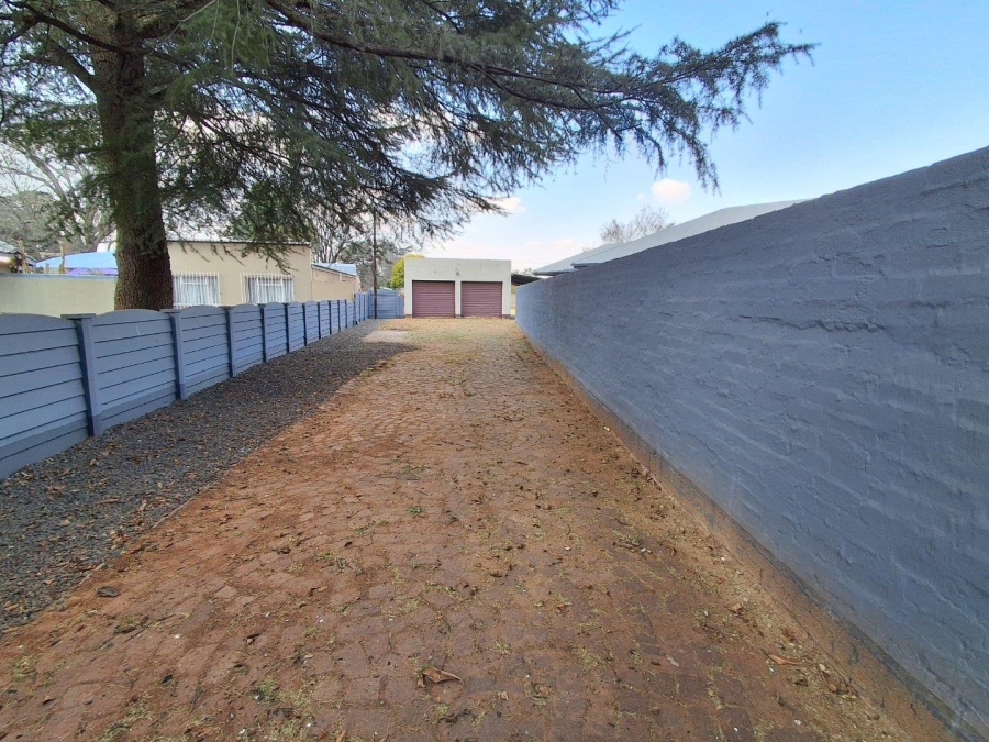 5 Bedroom Property for Sale in Three Rivers Gauteng