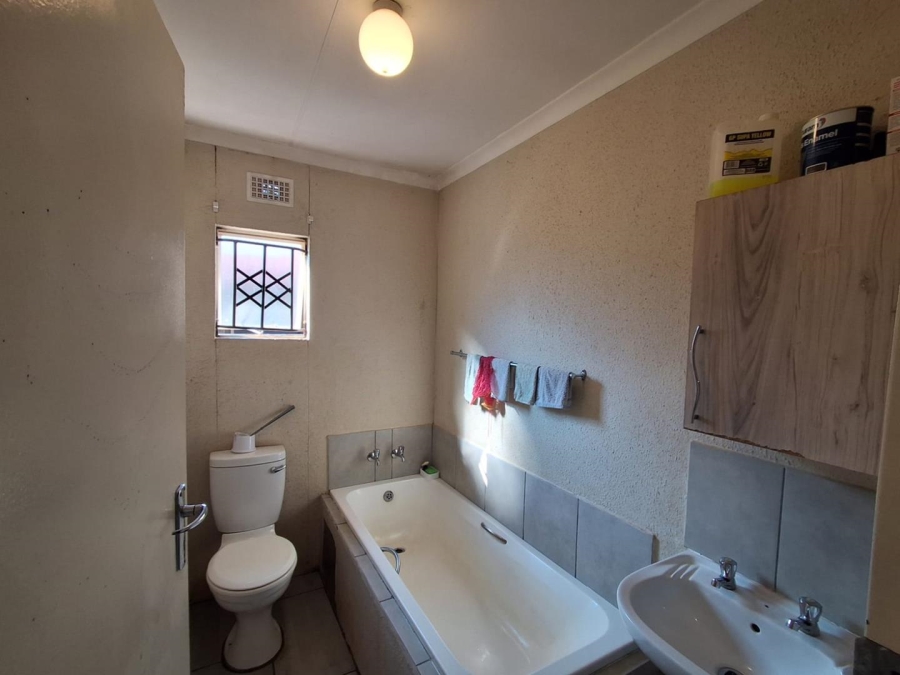 3 Bedroom Property for Sale in Mamelodi East Gauteng