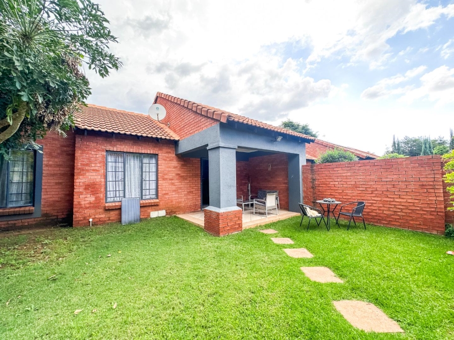 2 Bedroom Property for Sale in Equestria Gauteng